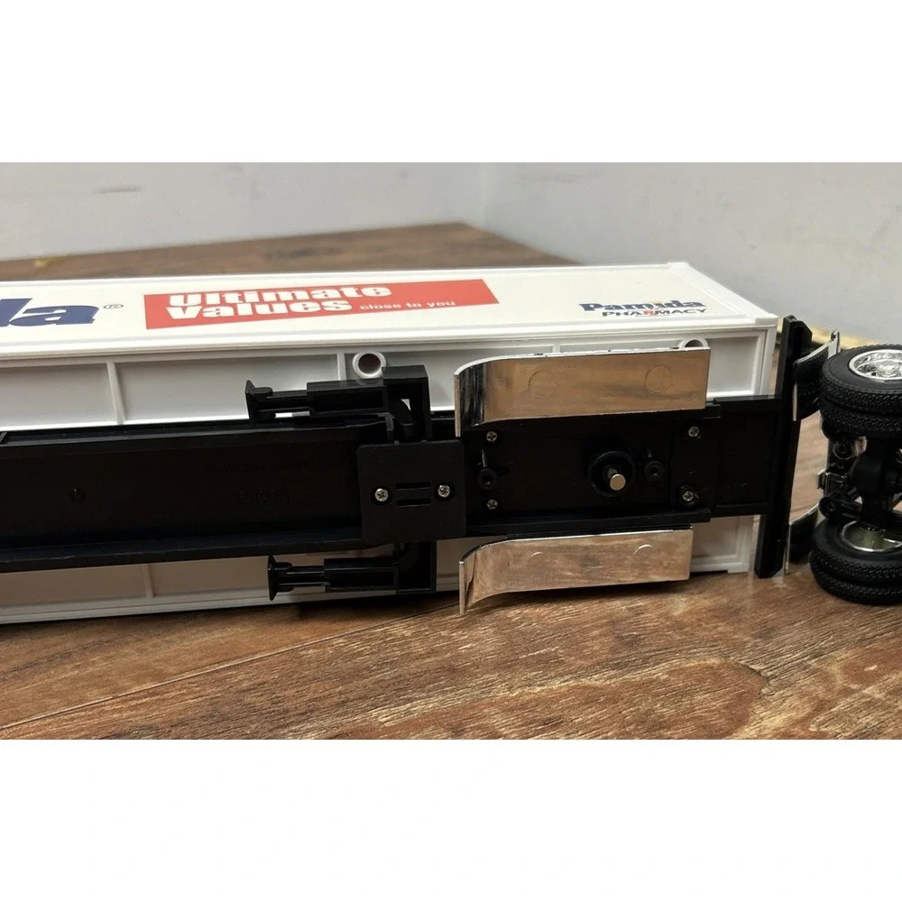 Diecast RARE Boley Peterbilt Pamida Store Semi Truck and‎ Trailer Plastic White